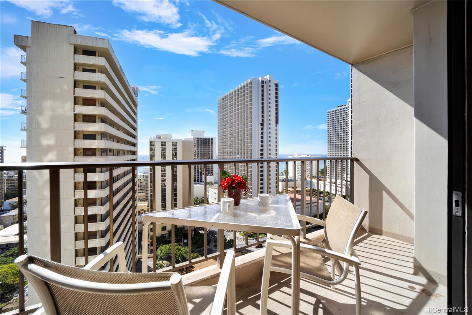 229 Paoakalani Avenue #2010, Honolulu, HI 96815