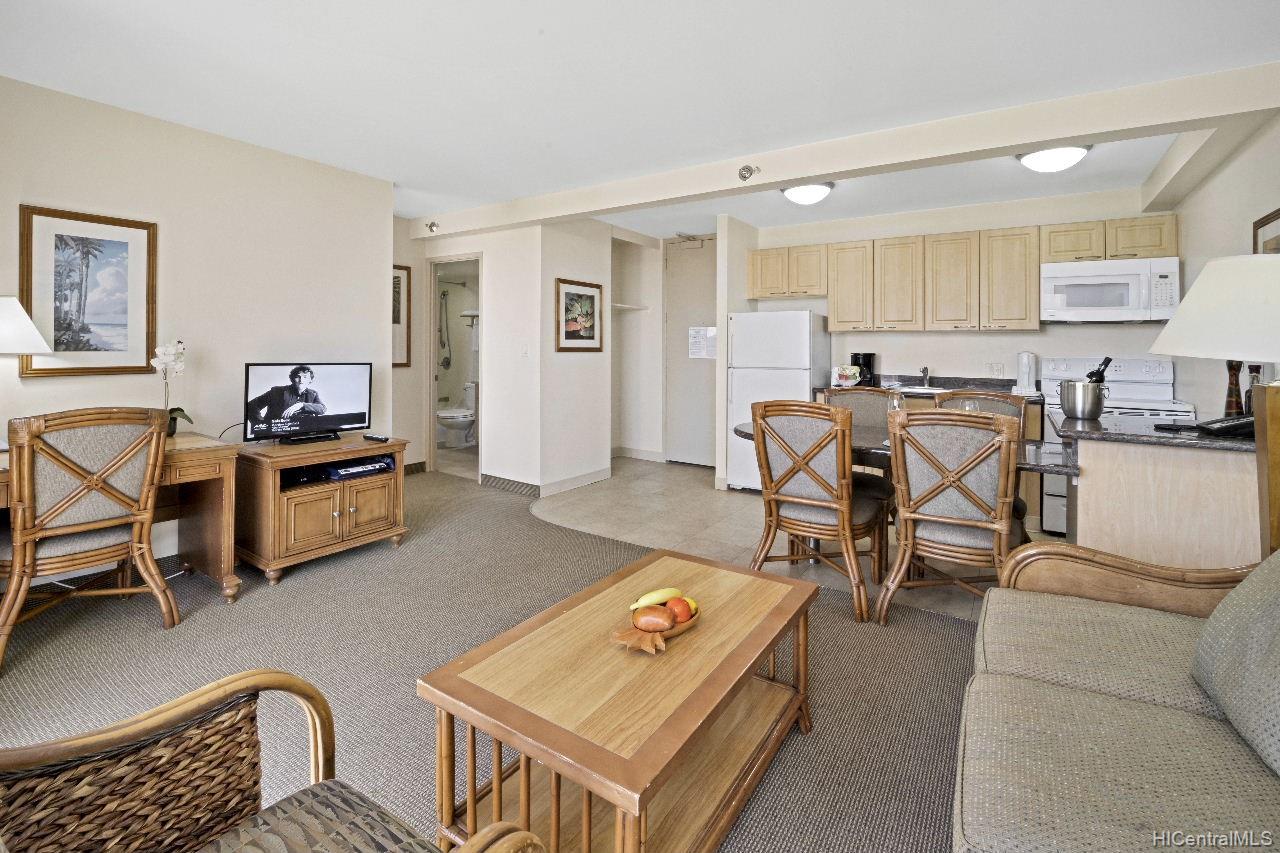 229 Paoakalani Avenue #2010, Honolulu, HI 96815