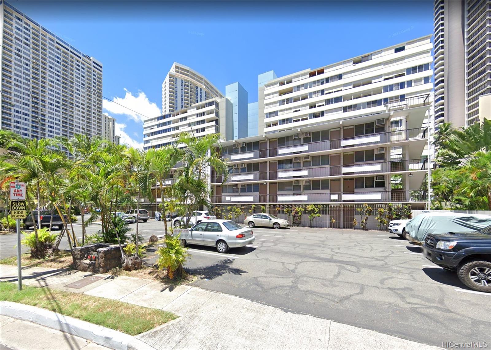 1863 Kaioo Drive #203, Honolulu, HI 96815