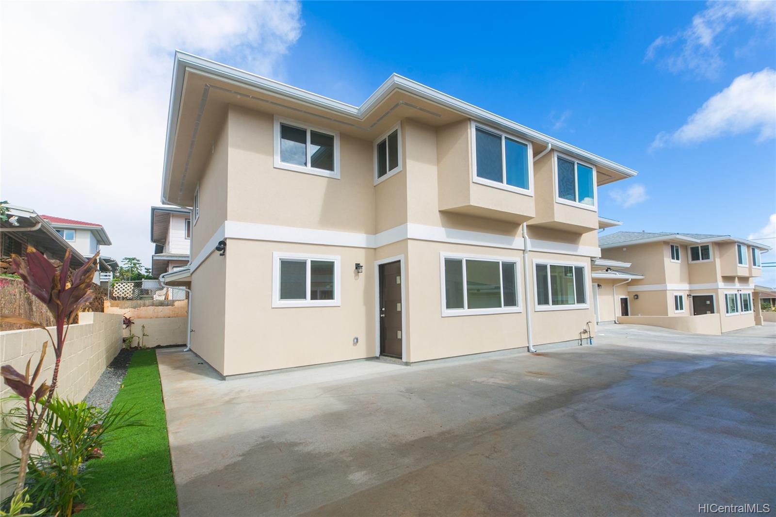 920 19TH Avenue #A, Honolulu, HI 96816