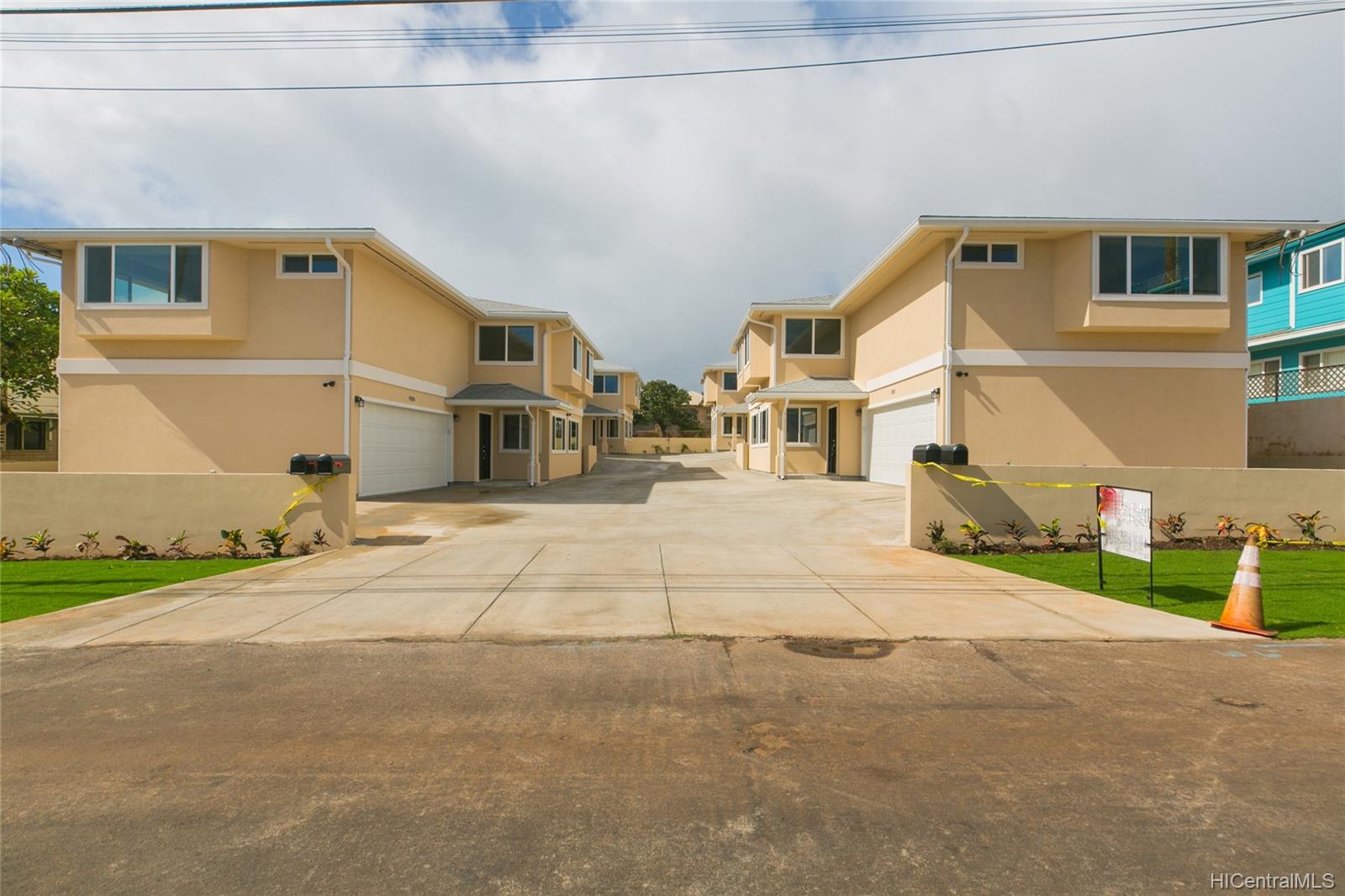 920 19TH Avenue #A, Honolulu, HI 96816