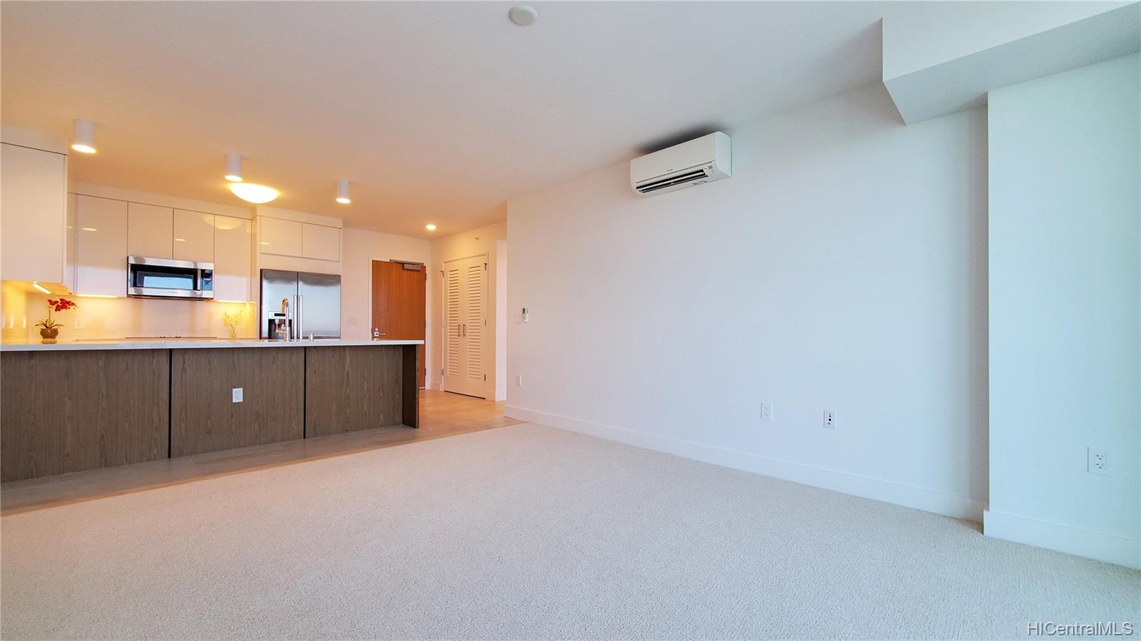 641 Keeaumoku Street #3307, Honolulu, HI 96814