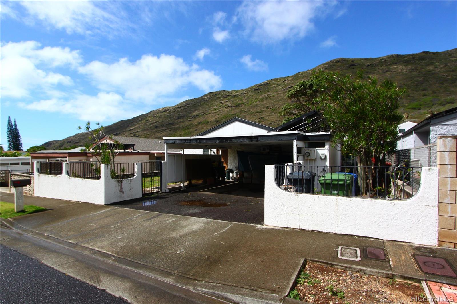 625 Puili Place Honolulu, HI 96821