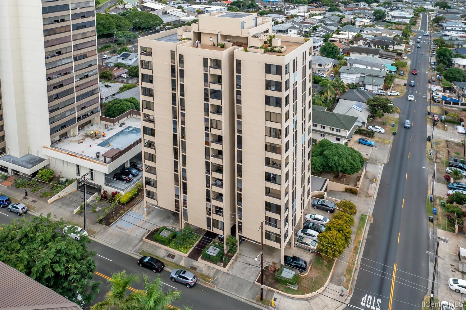 1505 Alexander Street #601, Honolulu, HI 96822