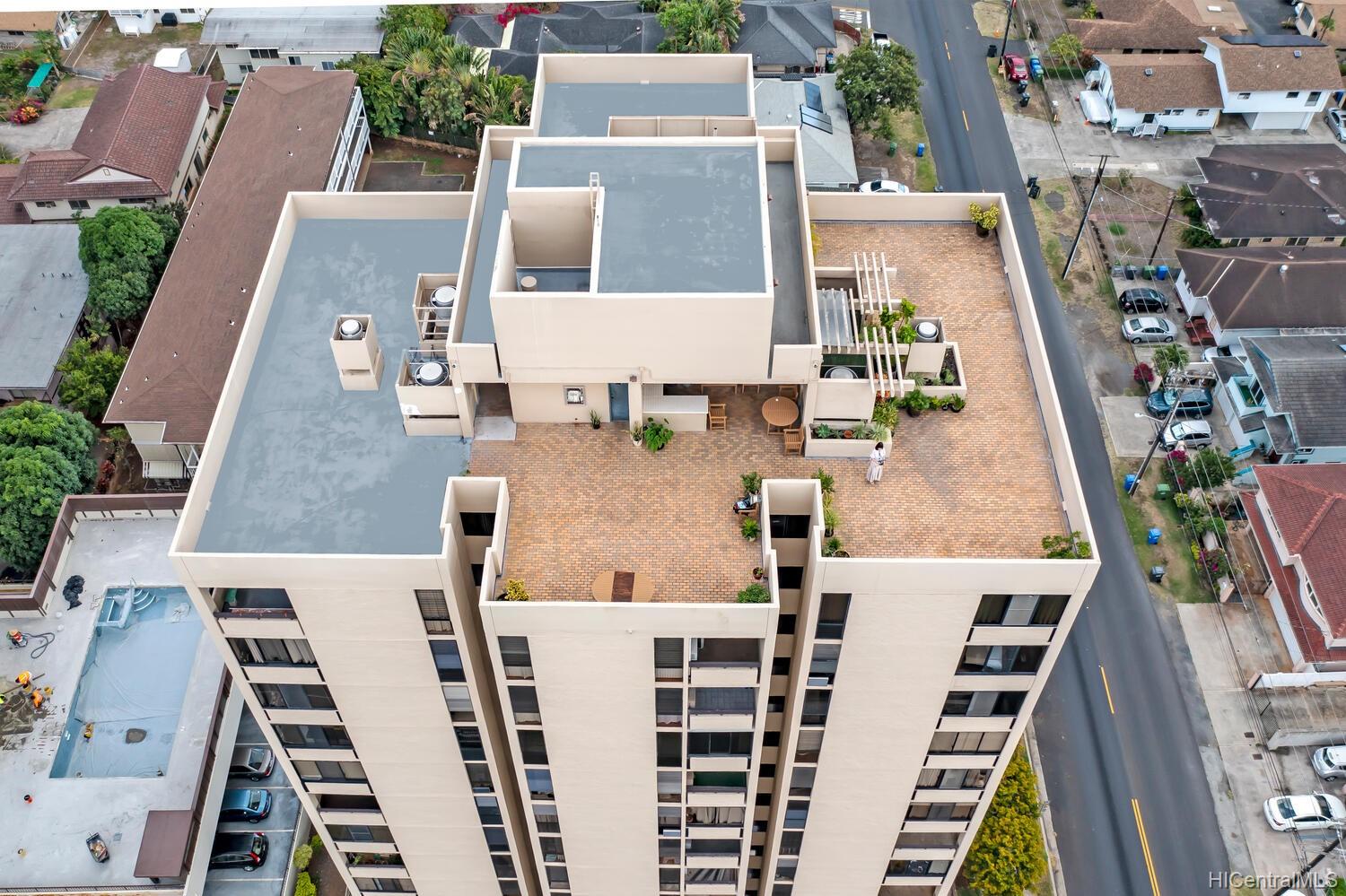 1505 Alexander Street #601, Honolulu, HI 96822