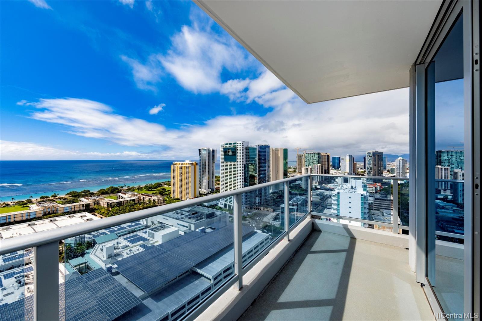 1391 Kapiolani Boulevard #3411, Honolulu, HI 96814