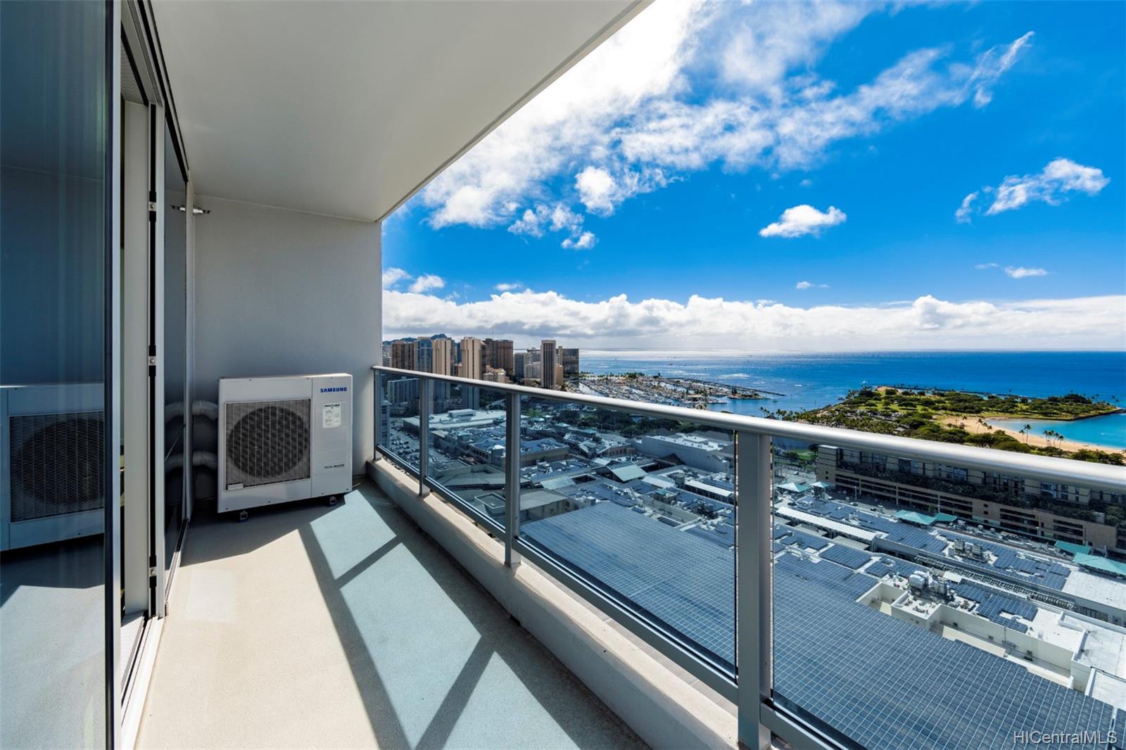 1391 Kapiolani Boulevard #3411, Honolulu, HI 96814