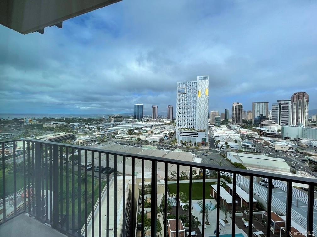 987 Queen Street #1701, Honolulu, HI 96814