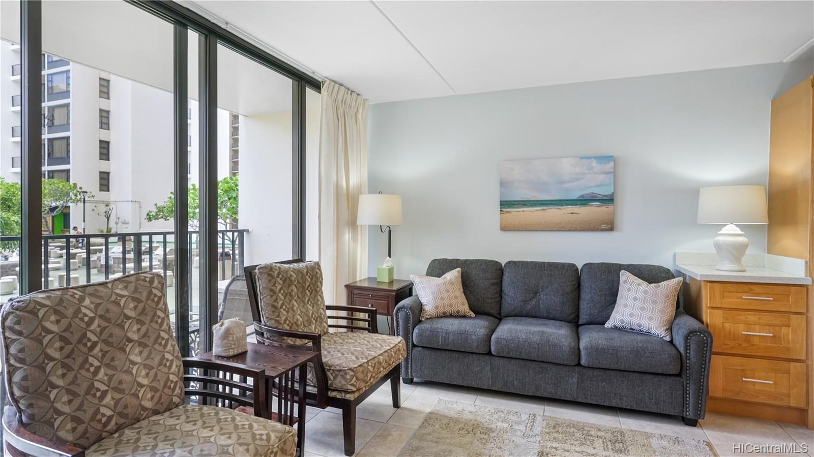 201 Ohua Avenue #612-T2 (Mauka), Honolulu, HI 96815