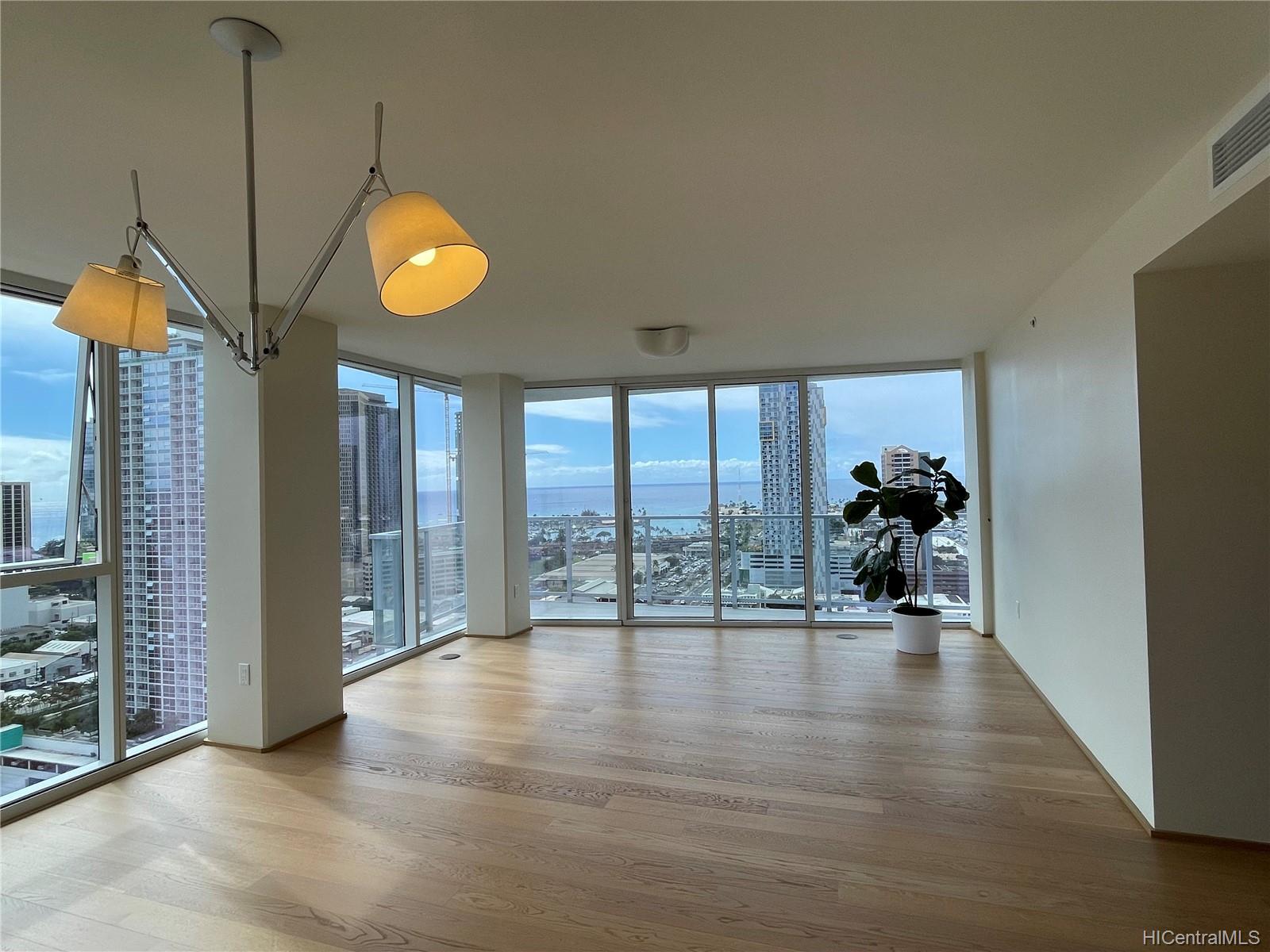 888 Kapiolani Boulevard #2505, Honolulu, HI 96813