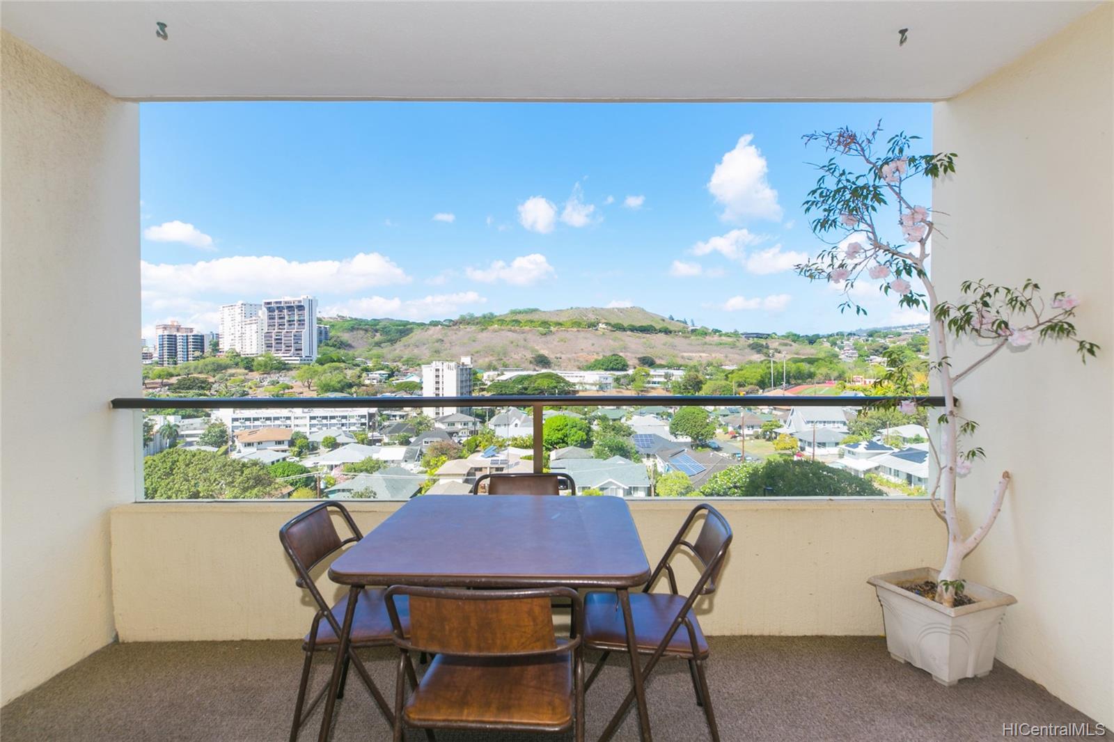 1717 Mott Smith Drive #1010, Honolulu, HI 96822