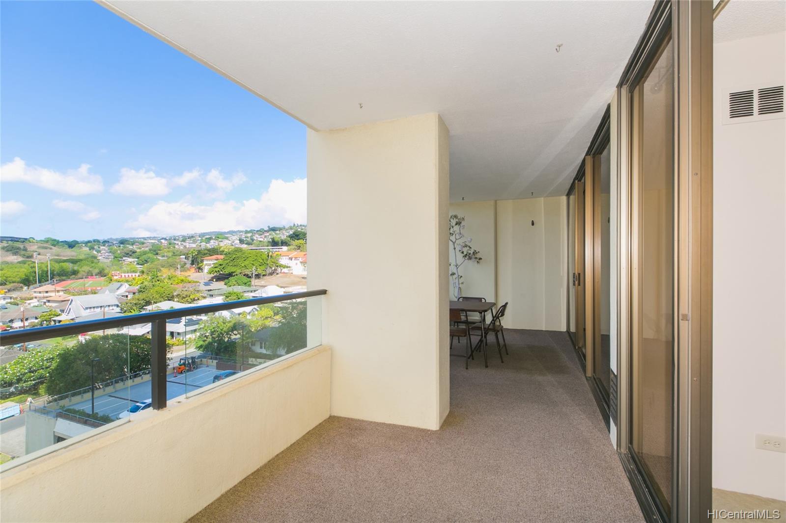 1717 Mott Smith Drive #1010, Honolulu, HI 96822