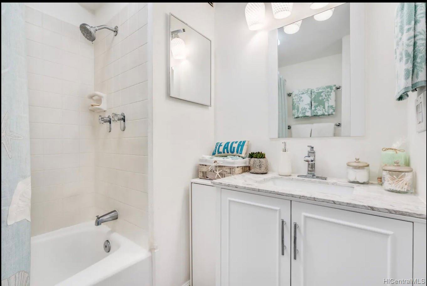 134 Kapahulu Avenue #710, Honolulu, HI 96815