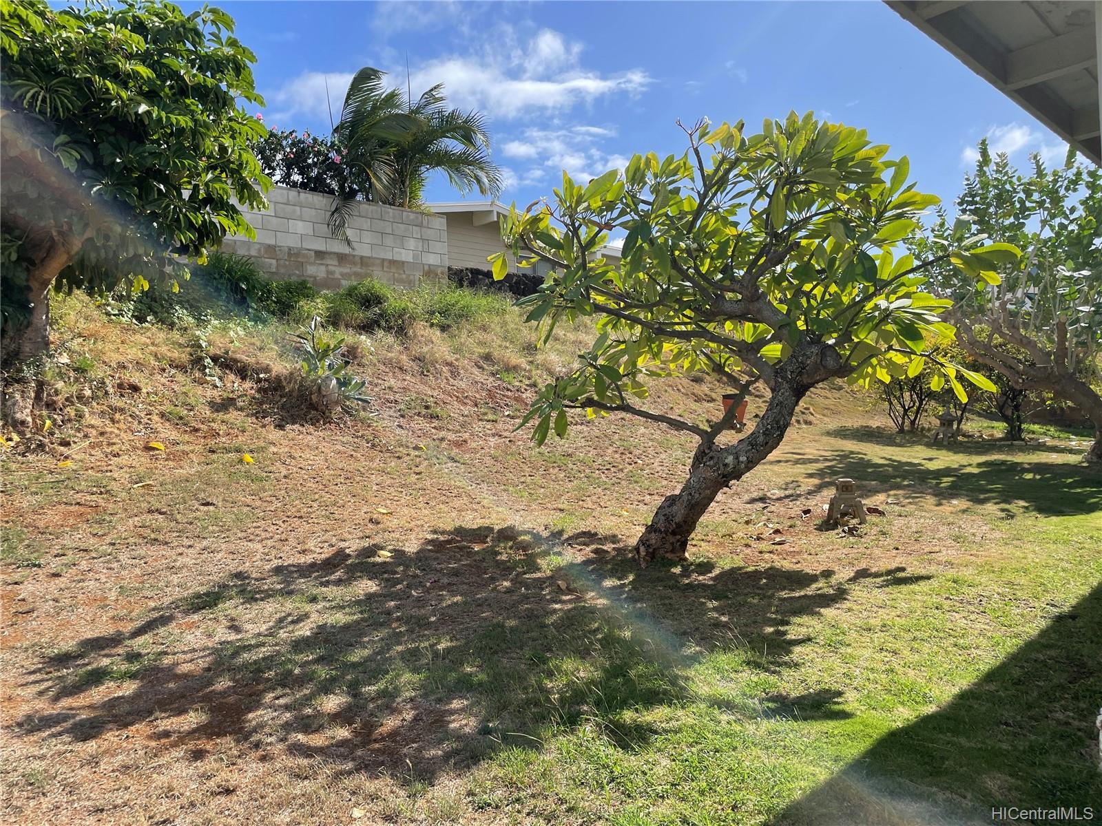 377 Lunalilo Home Road Honolulu, HI 96825