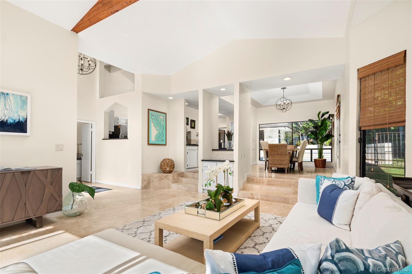 664 Kaulana Place Honolulu, HI 96821