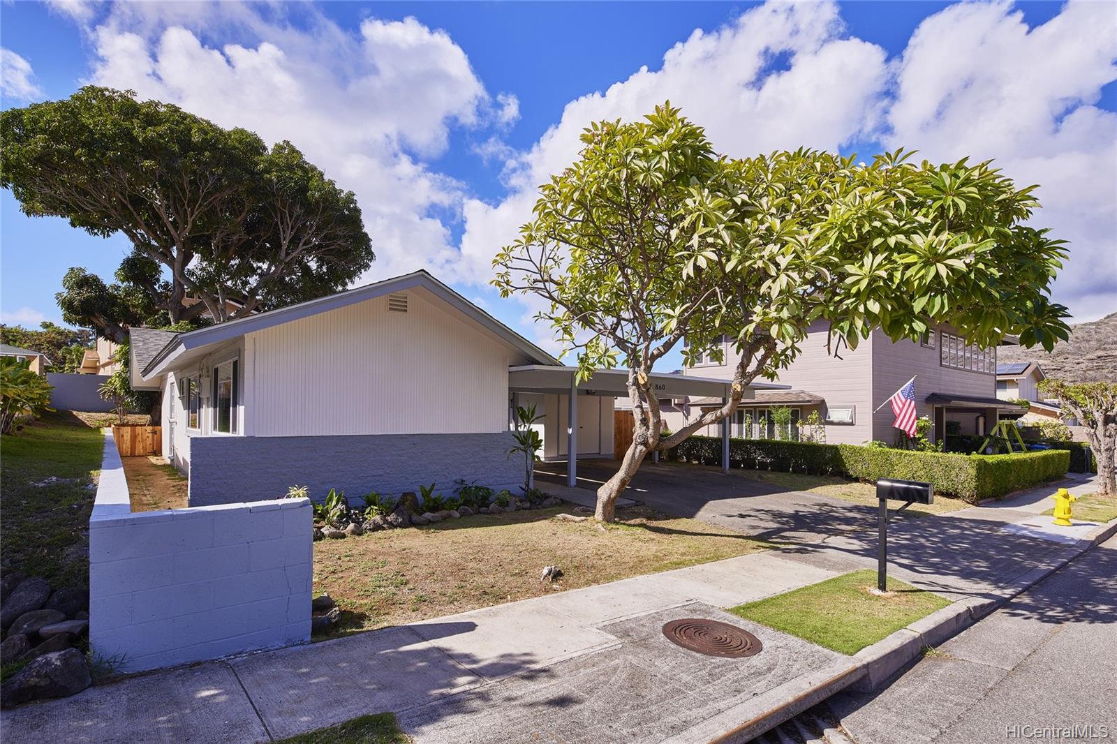 860 Maniniholo Street Honolulu, HI 96825