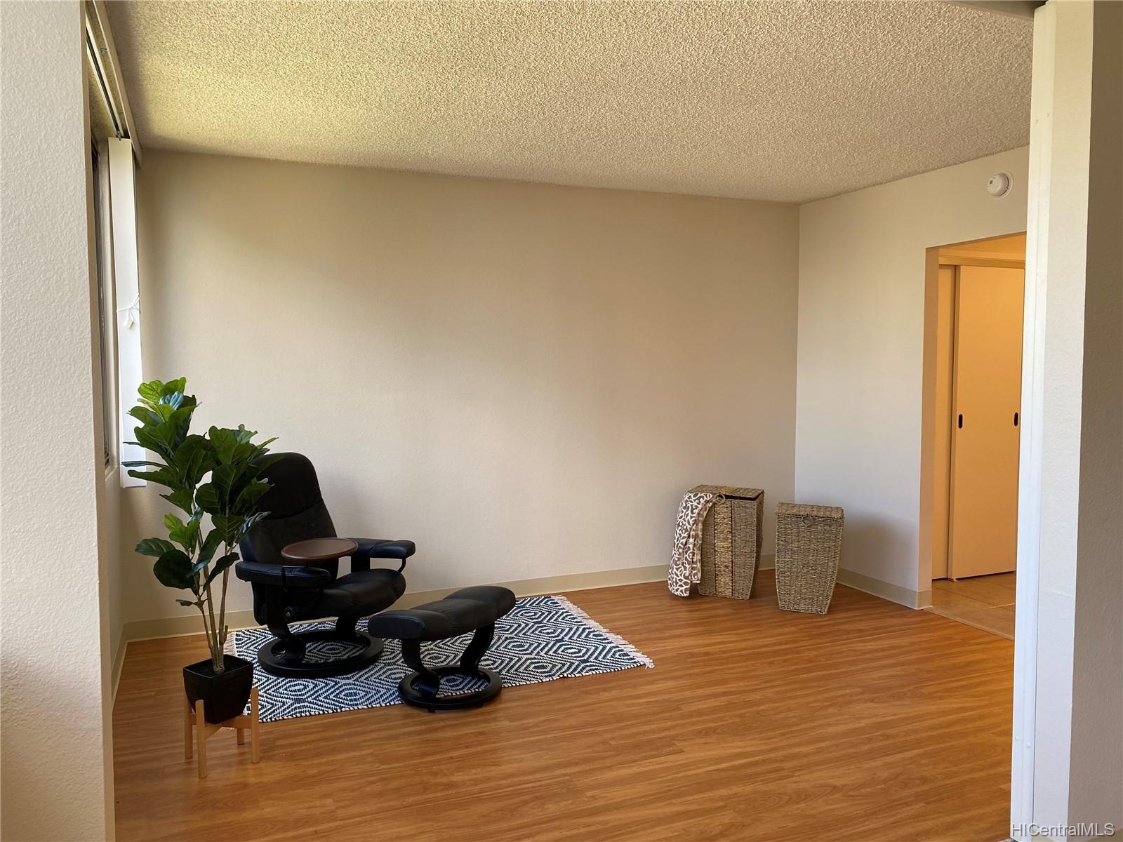 55 Kukui Street #D2313, Honolulu, HI 96813