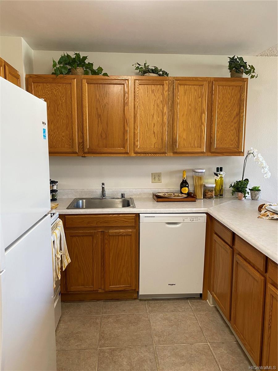 55 Kukui Street #D2313, Honolulu, HI 96813