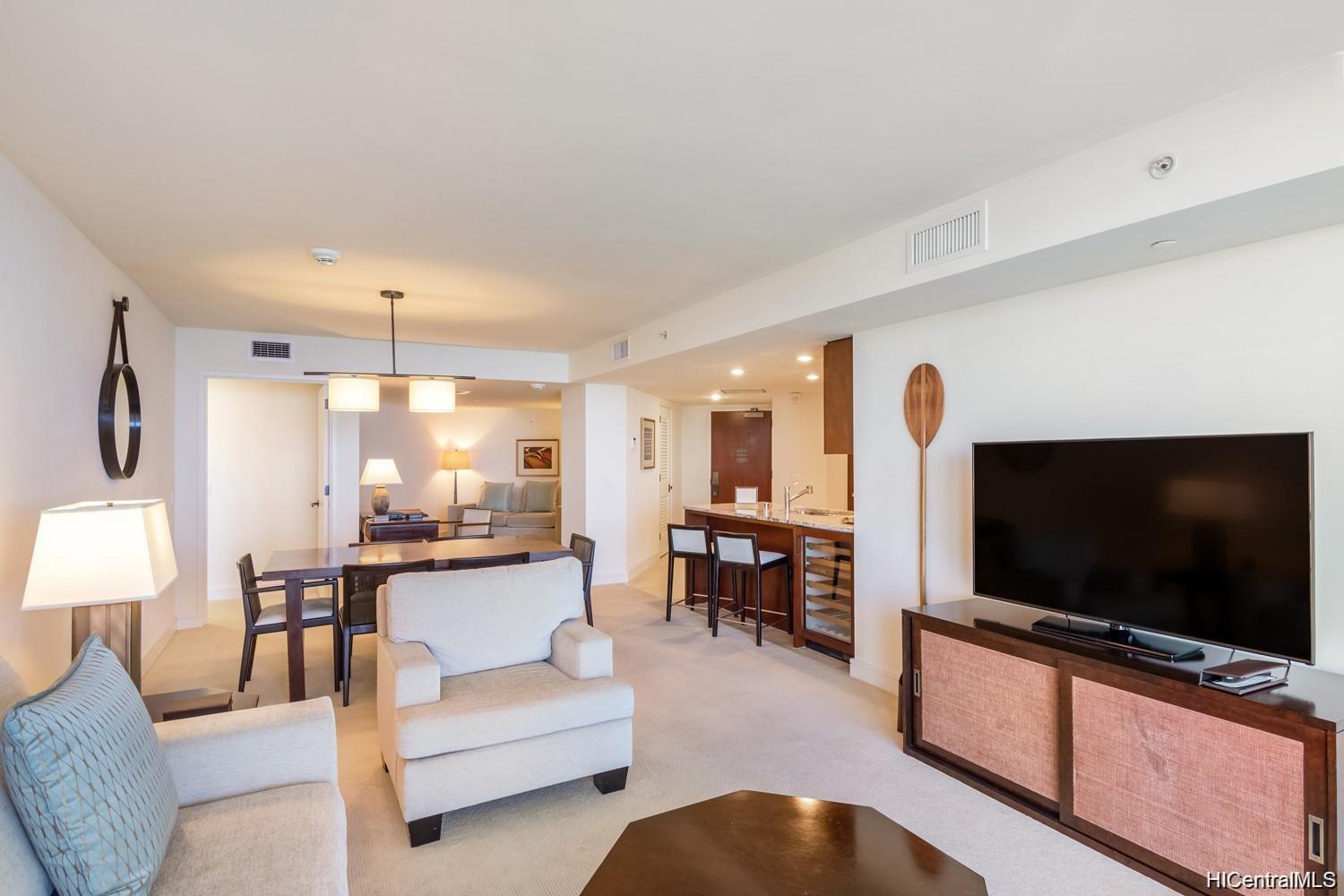 223 Saratoga Road #2215, Honolulu, HI 96815
