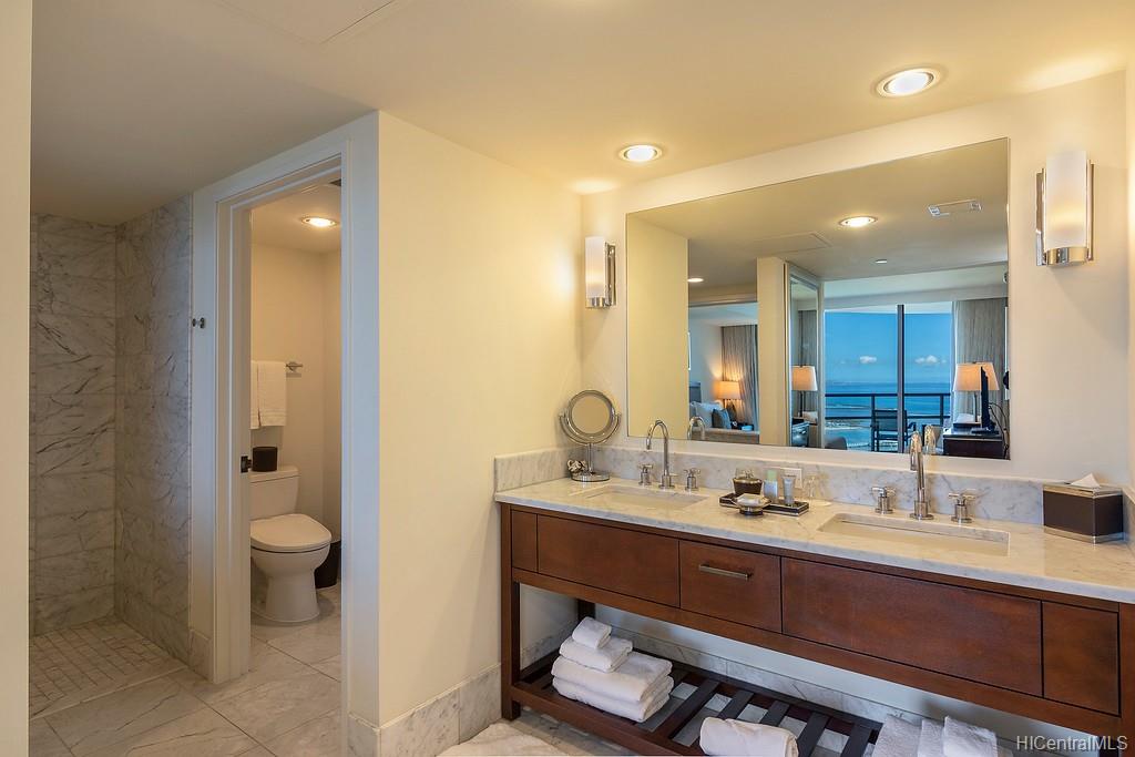 223 Saratoga Road #2215, Honolulu, HI 96815