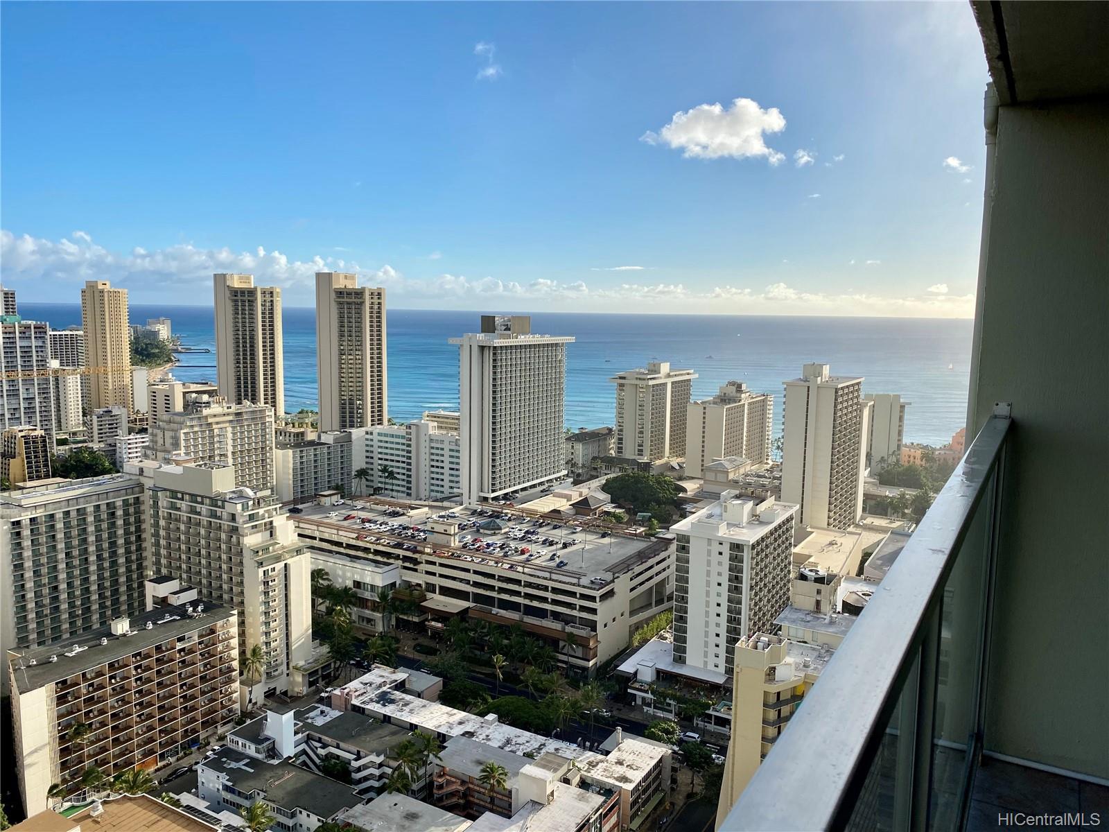 445 Seaside Avenue #4203, Honolulu, HI 96815