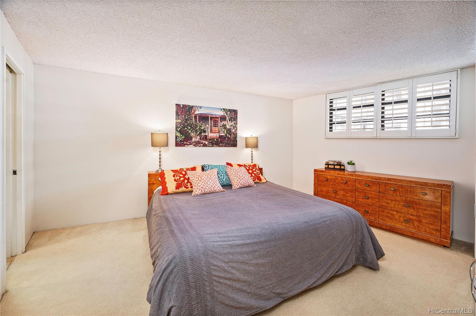 750 Kaheka Street #501, Honolulu, HI 96814