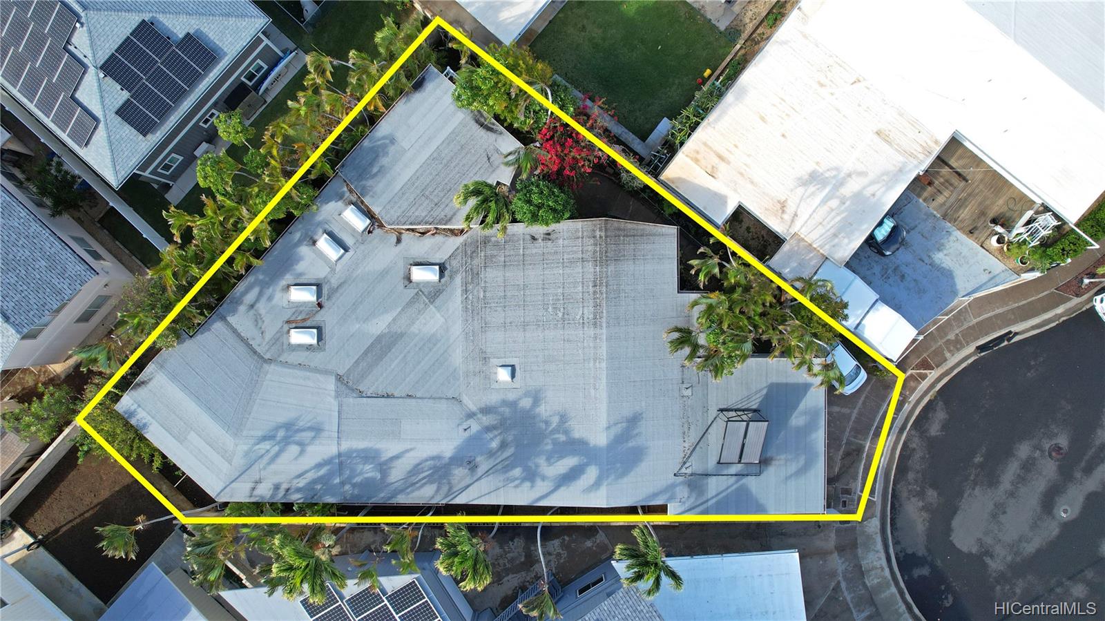 284 Kauhako Place Honolulu, HI 96825