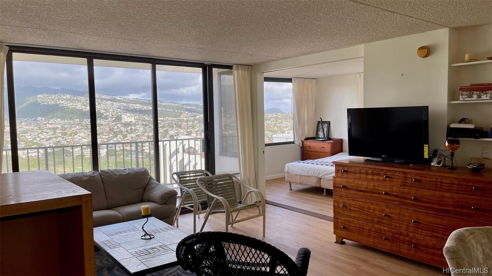 201 Ohua Avenue #3013 T2, Honolulu, HI 96815