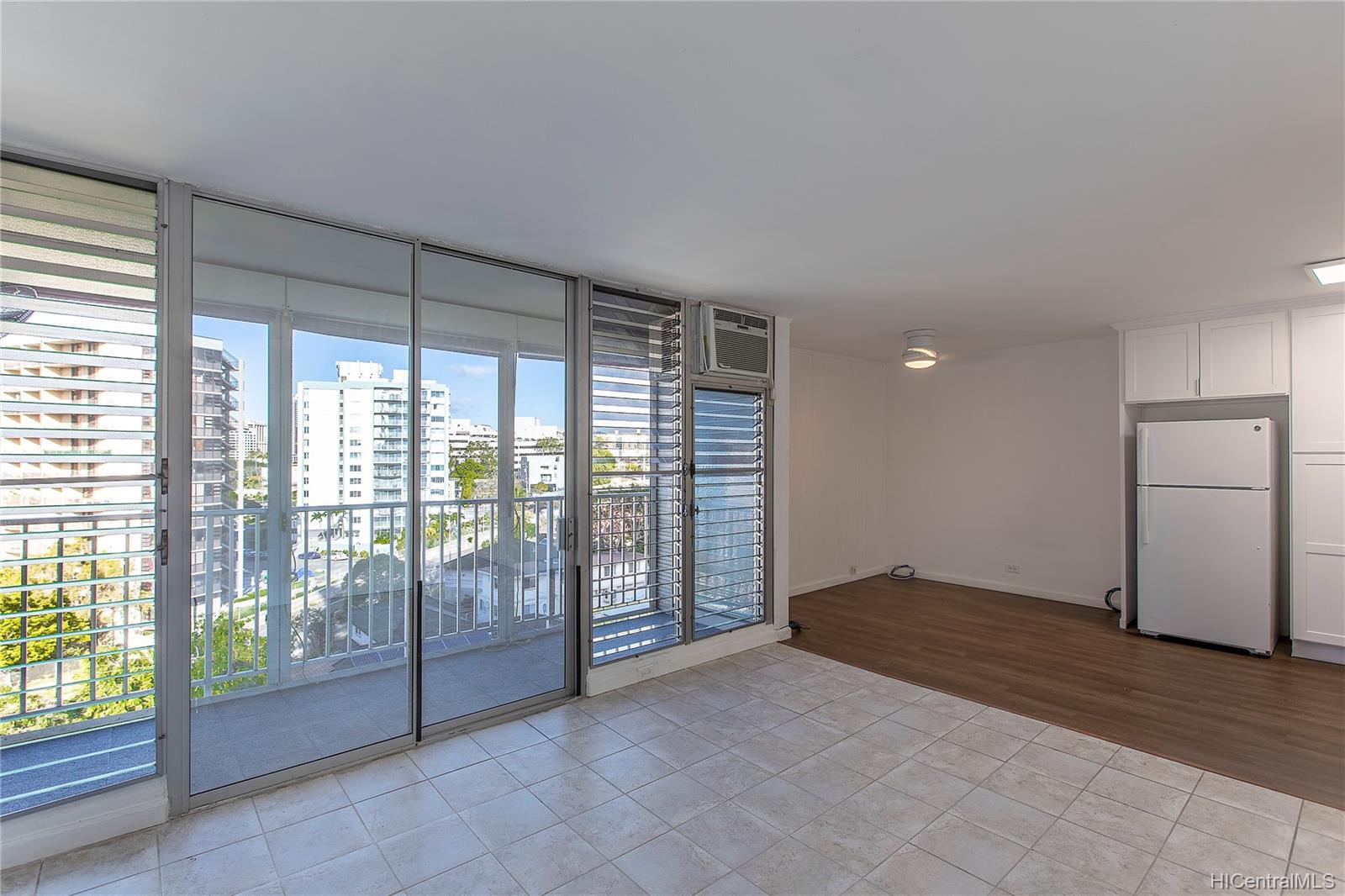 757 Kinalau Place #804, Honolulu, HI 96813