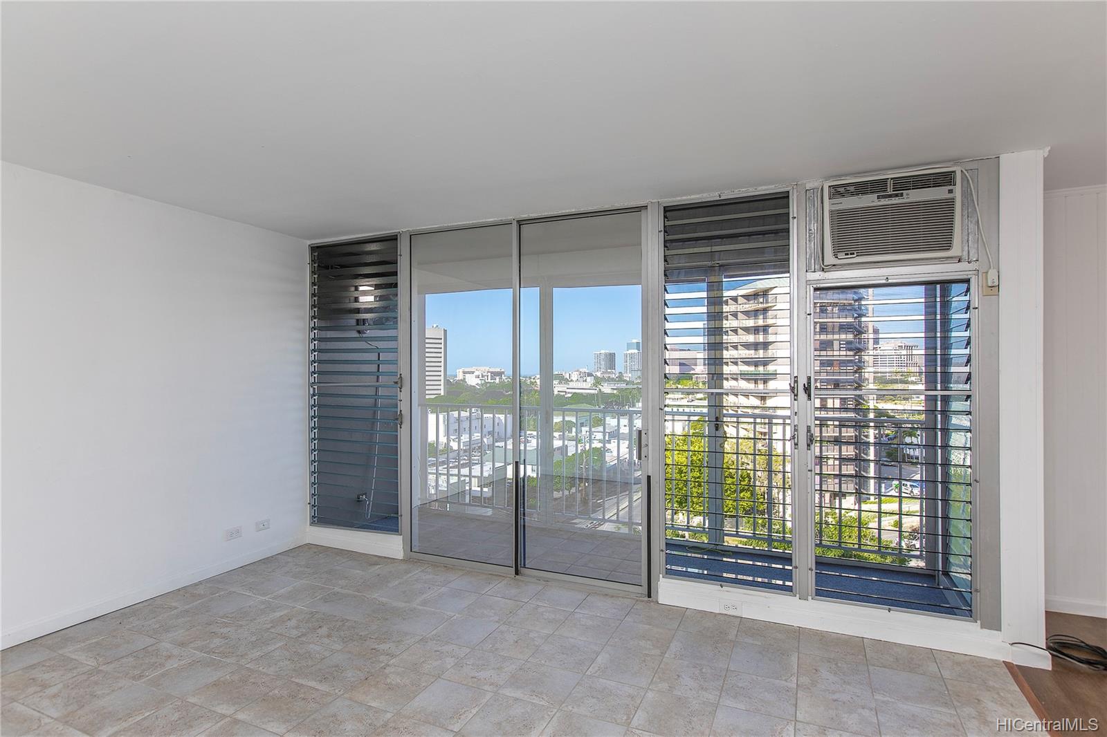 757 Kinalau Place #804, Honolulu, HI 96813