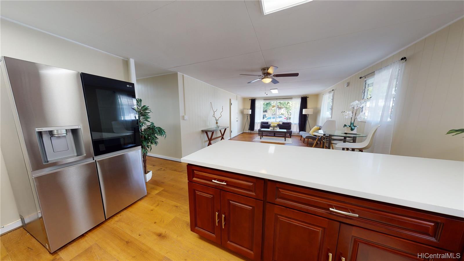 2403 Kanealii Avenue Honolulu, HI 96813