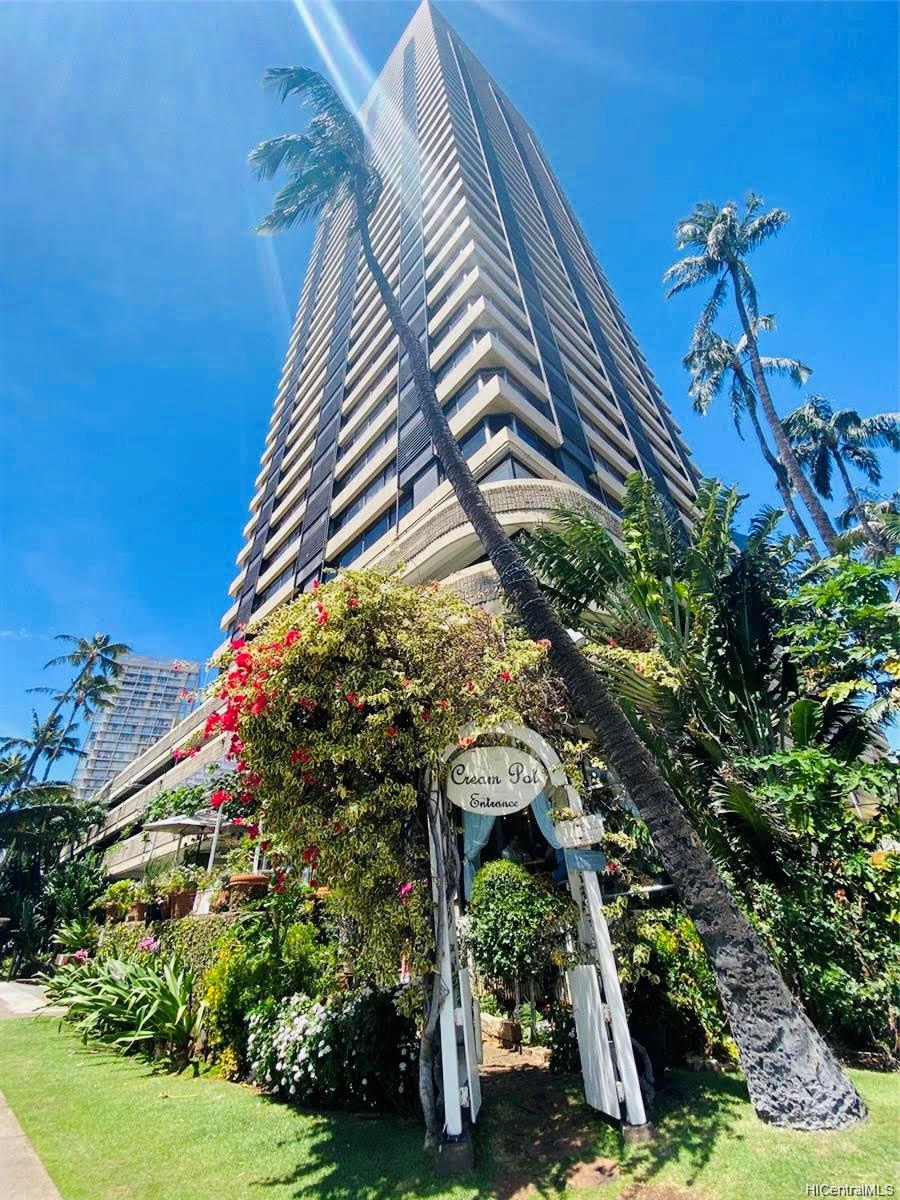 444 Niu Street #1414, Honolulu, HI 96815