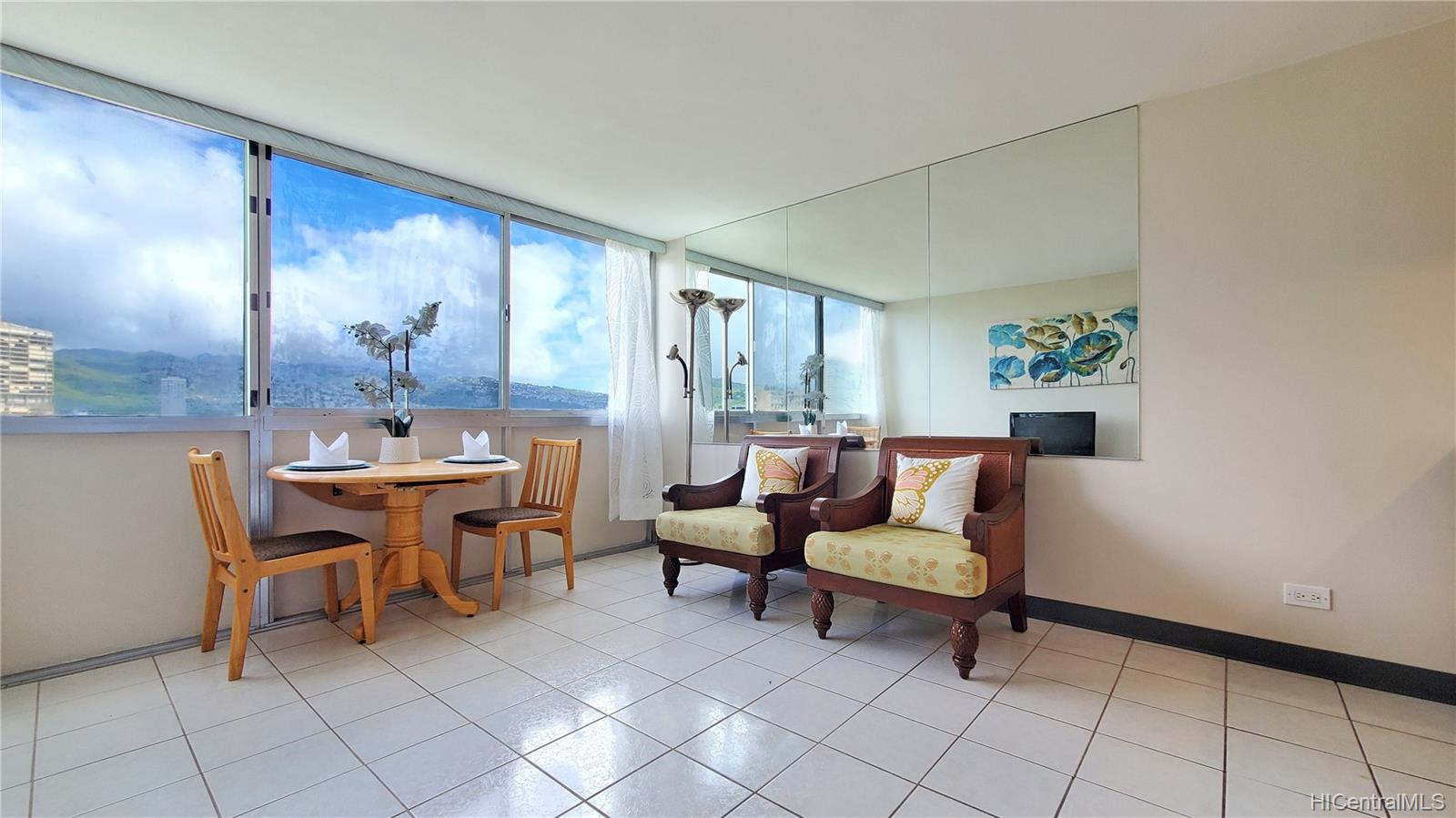 2211 Ala Wai Boulevard #2207, Honolulu, HI 96815