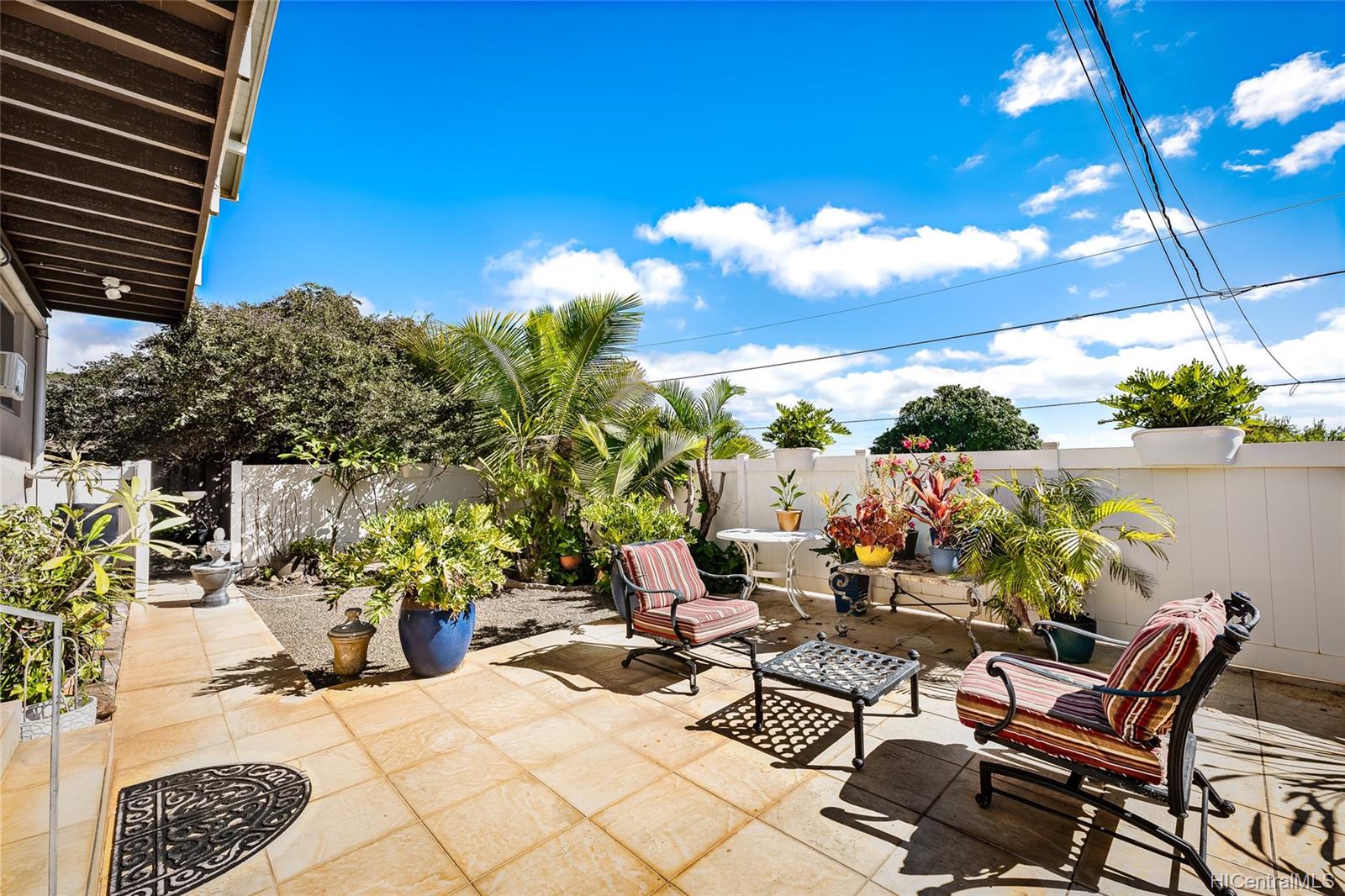 3750 Claudine Street Honolulu, HI 96816