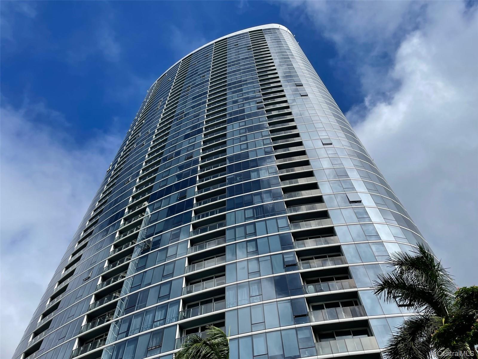 1296 Kapiolani Boulevard #2807, Honolulu, HI 96814