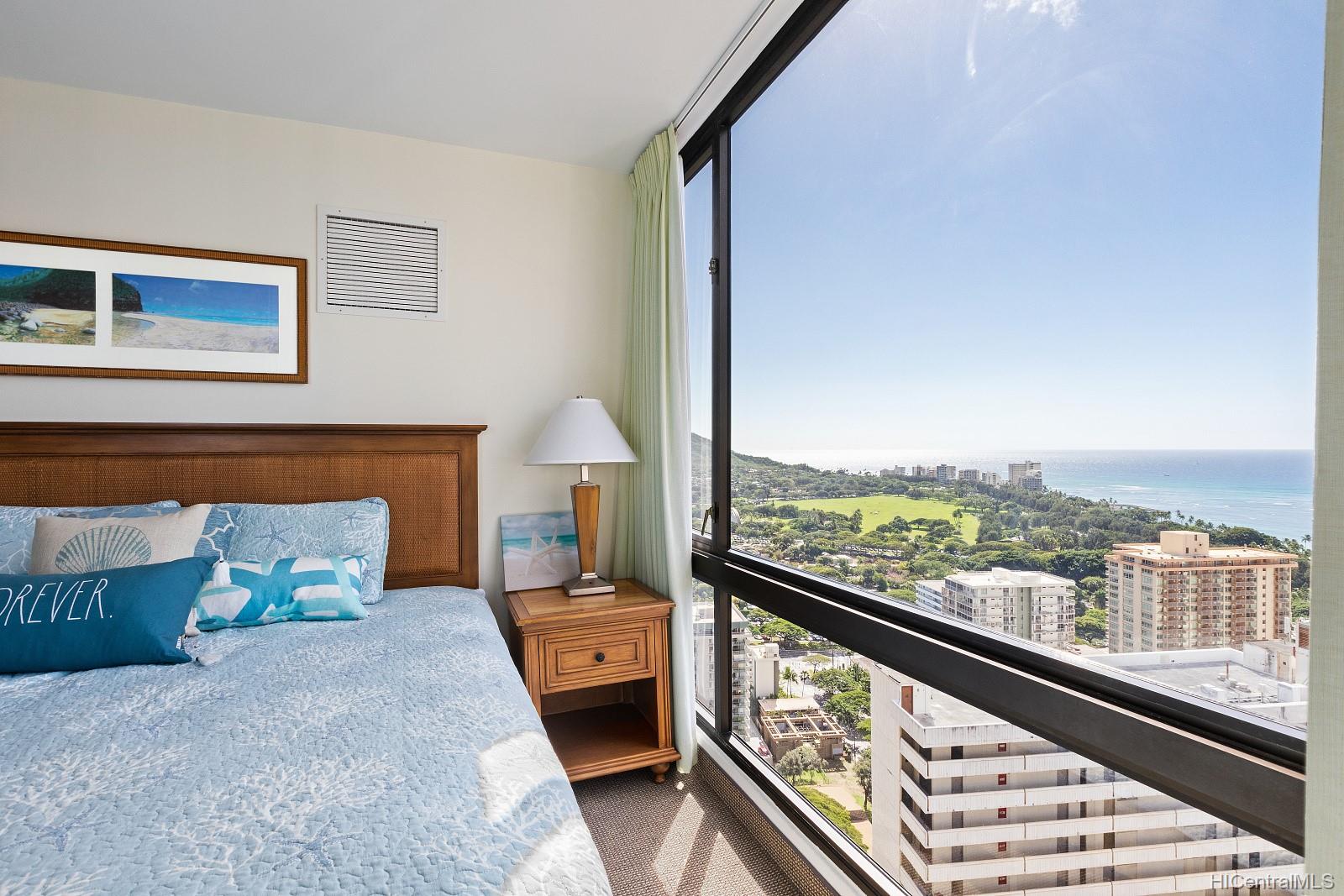 229 Paoakalani Avenue #3502, Honolulu, HI 96815