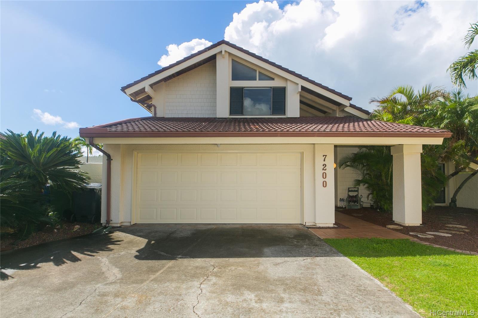 7200 KUAEHU Street Honolulu, HI 96825