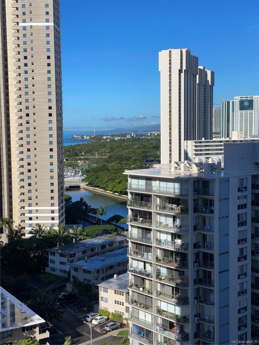 400 Hobron Lane #1908, Honolulu, HI 96815