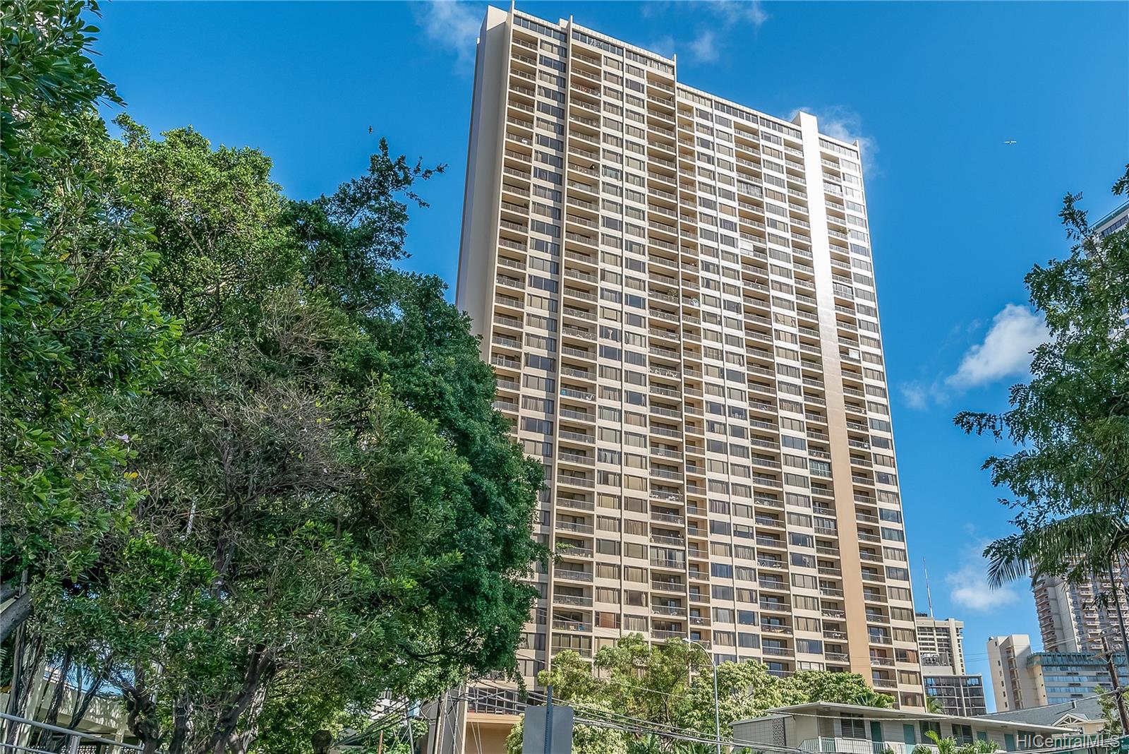 411 Hobron Lane #1408, Honolulu, HI 96815