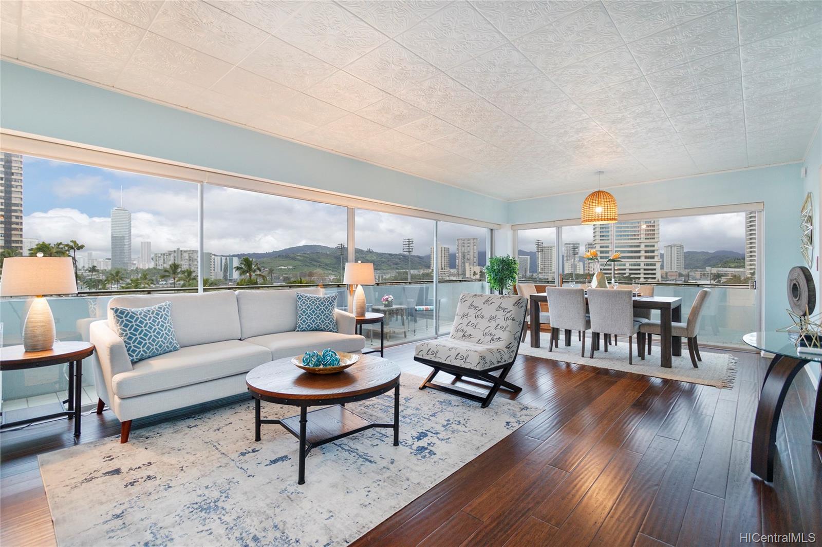 2015 Ala Wai Boulevard #6C, Honolulu, HI 96815