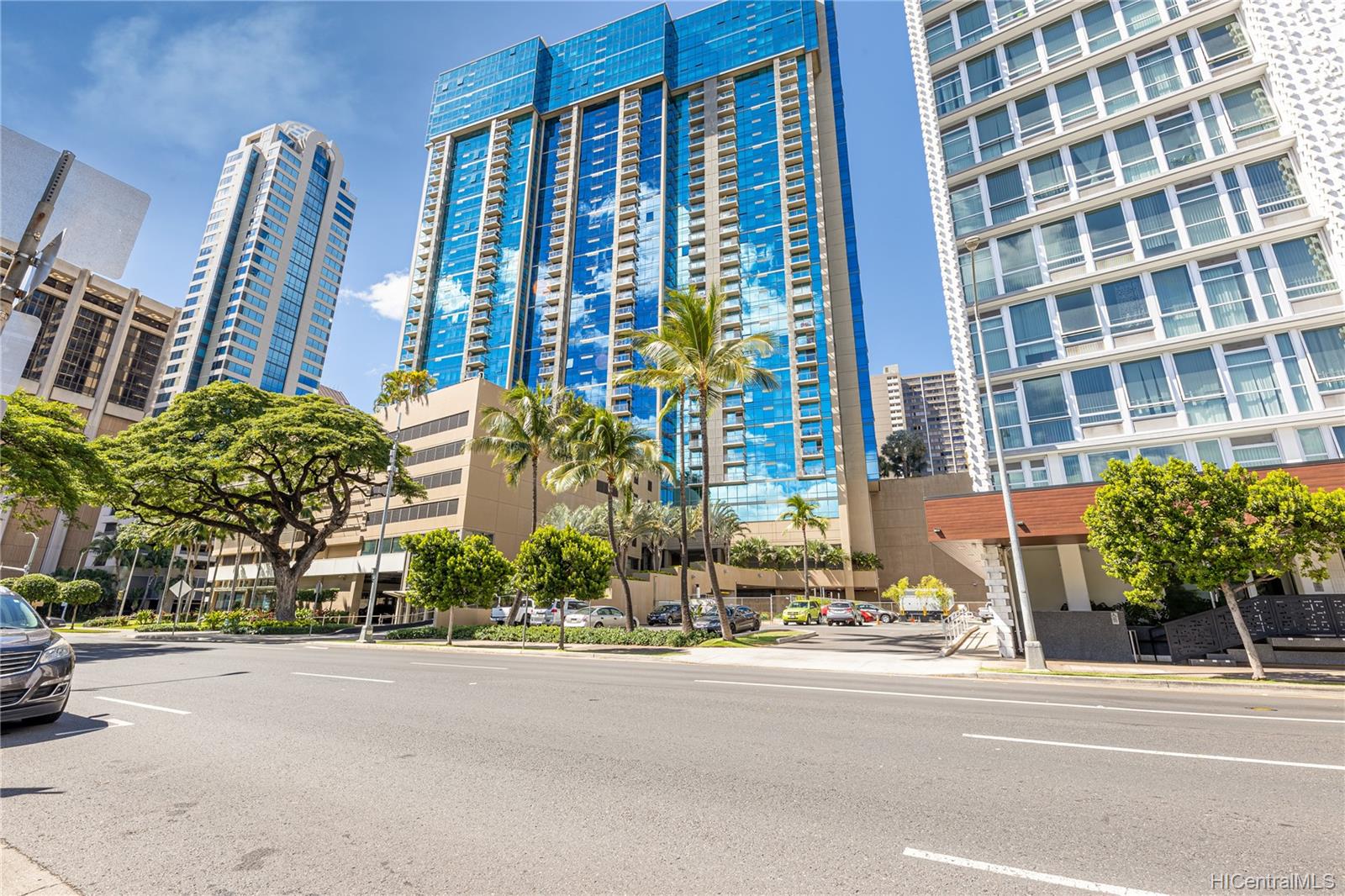 1200 Queen Emma Street #911, Honolulu, HI 96813