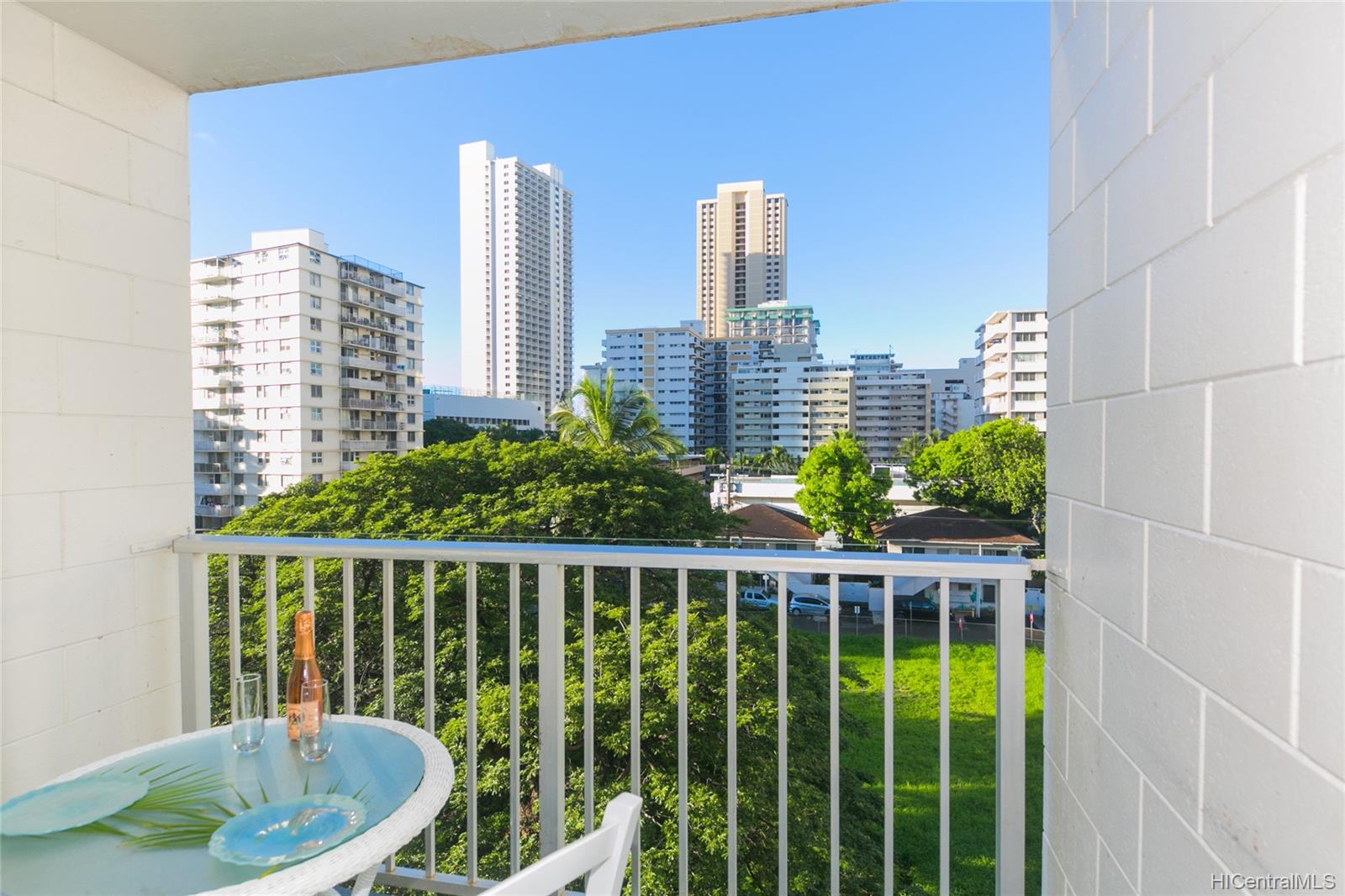 249 Kapili Street #502, Honolulu, HI 96815