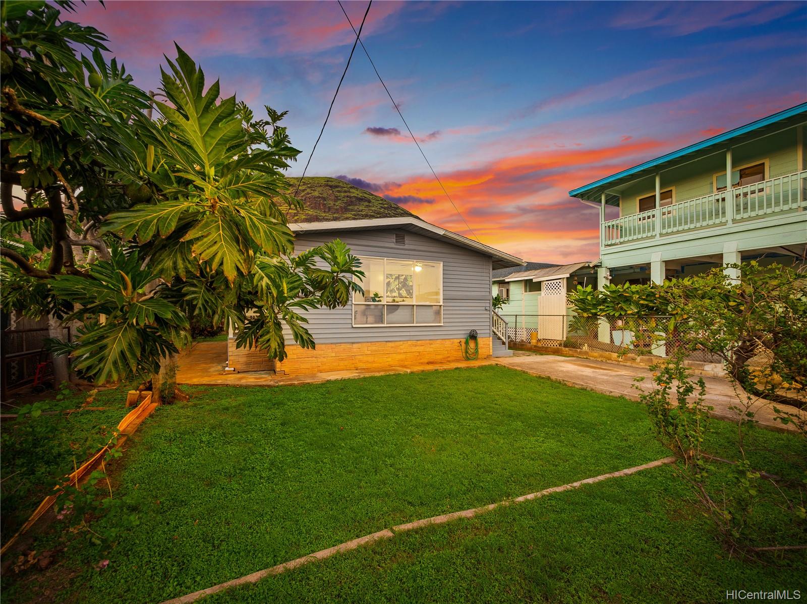 87-136 Kakalena Street Waianae, HI 96792