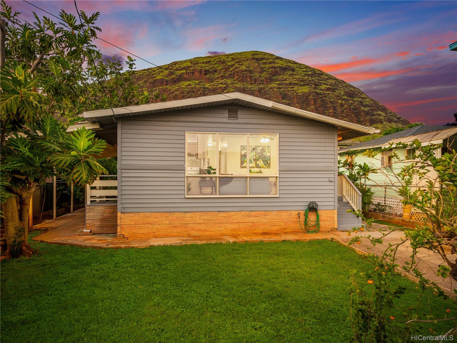 87-136 Kakalena Street Waianae, HI 96792