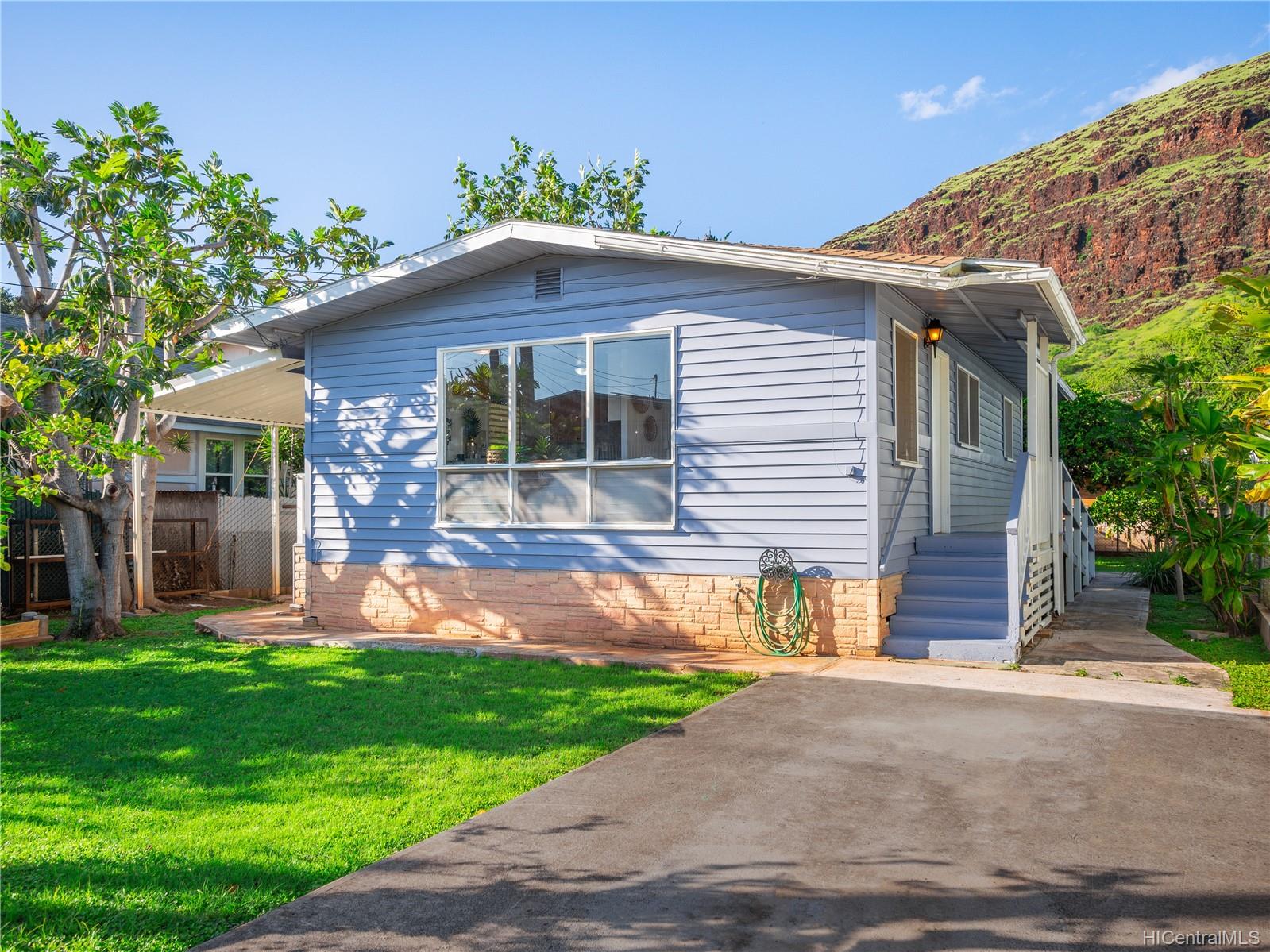 87-136 Kakalena Street Waianae, HI 96792