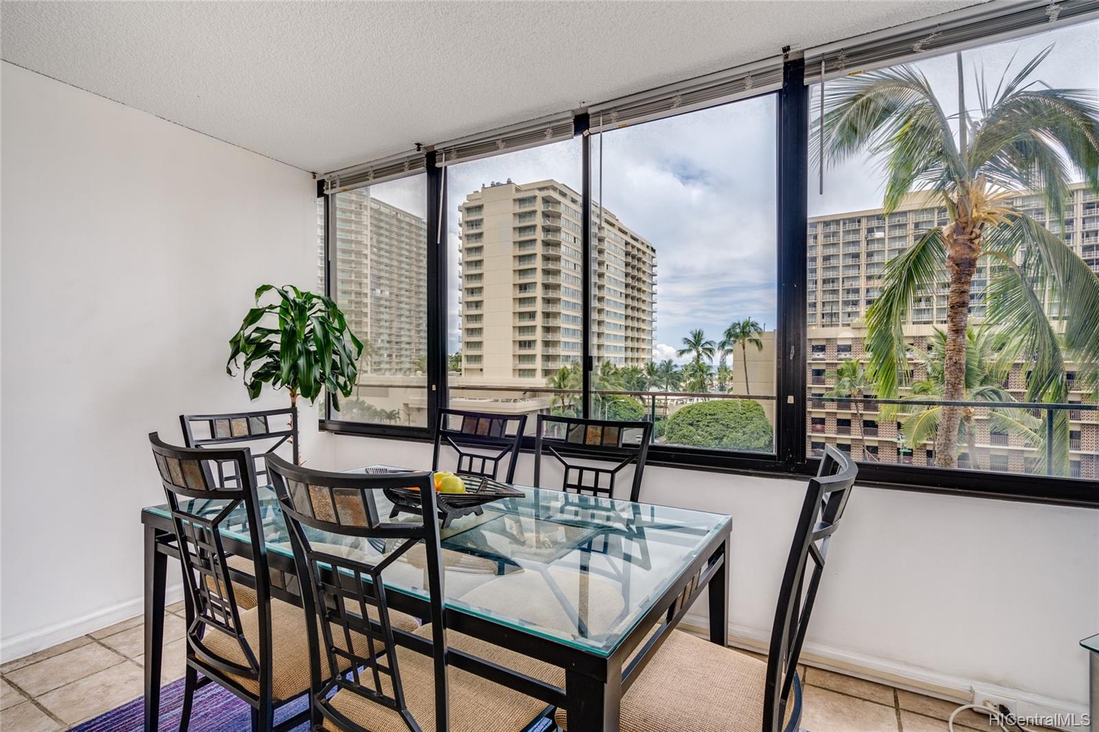 1720 Ala Moana Boulevard #606B, Honolulu, HI 96815