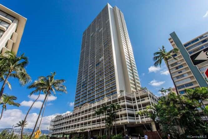 445 Seaside Avenue #3802, Honolulu, HI 96815