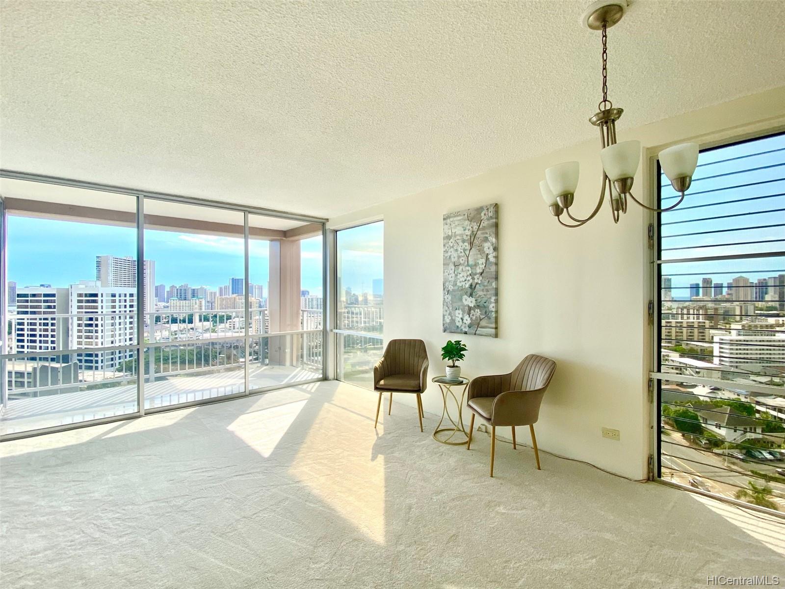 1617 Keeaumoku Street #1505, Honolulu, HI 96822