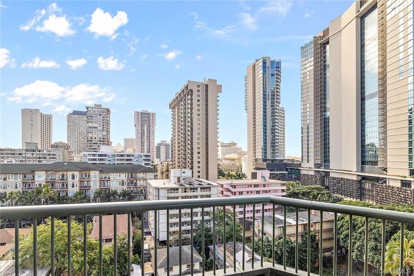 421 Olohana Street #904, Honolulu, HI 96815