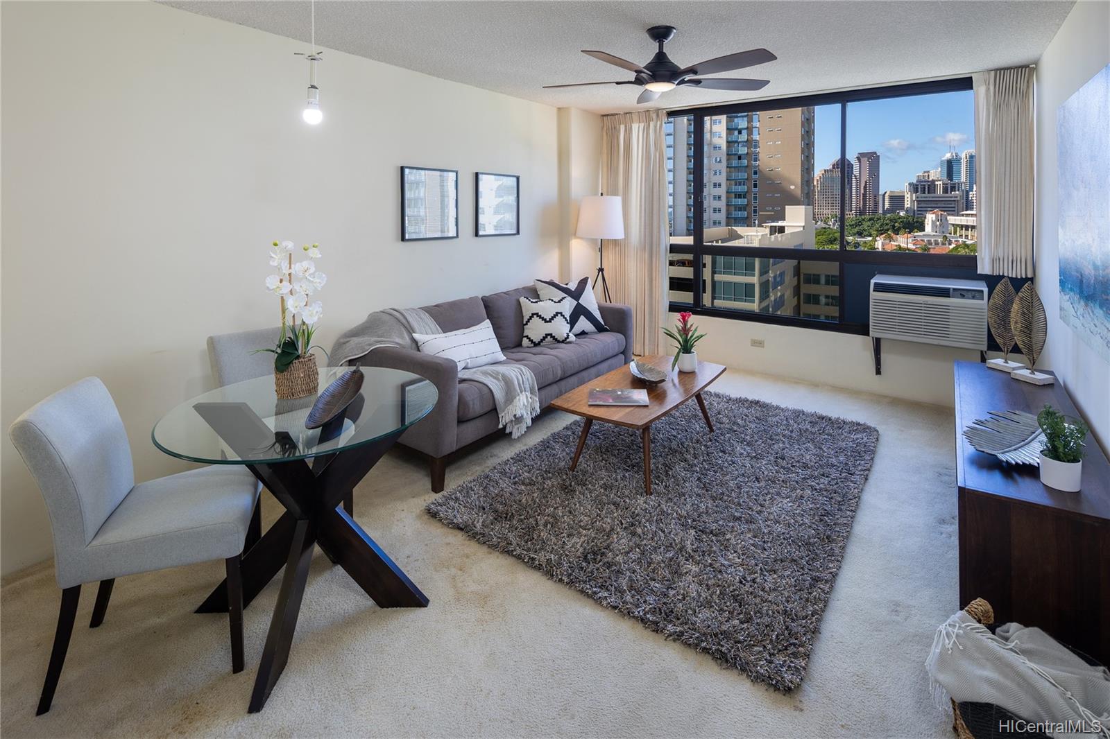 876 Curtis Street #1608, Honolulu, HI 96813